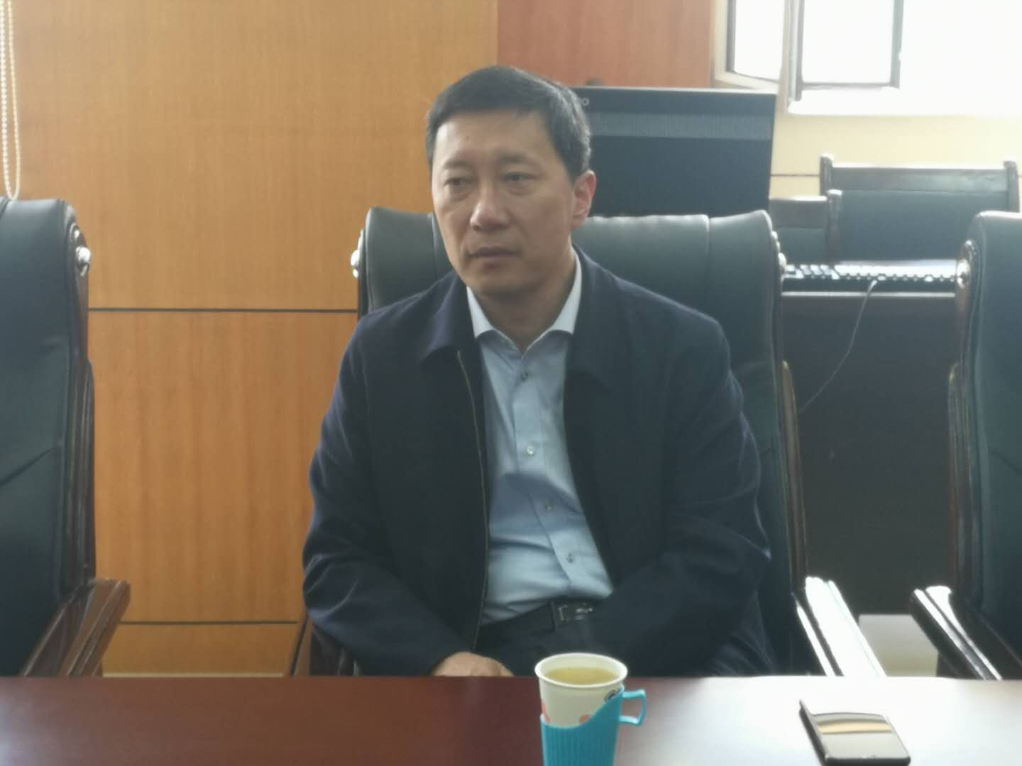 清水河县委书记云霖琼县长亢永强一行七人莅临清水河县检察院调研指导